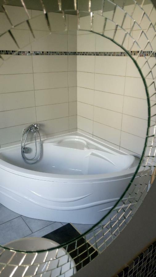 Appartement Domloc カルカソンヌ エクステリア 写真